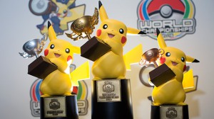 coppe_vincitori_campionati_mondiali_pokemon_2015_pokemontimes-it