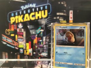 esposizione_carte_detective_pikachu_img02_gcc_pokemontimes-it